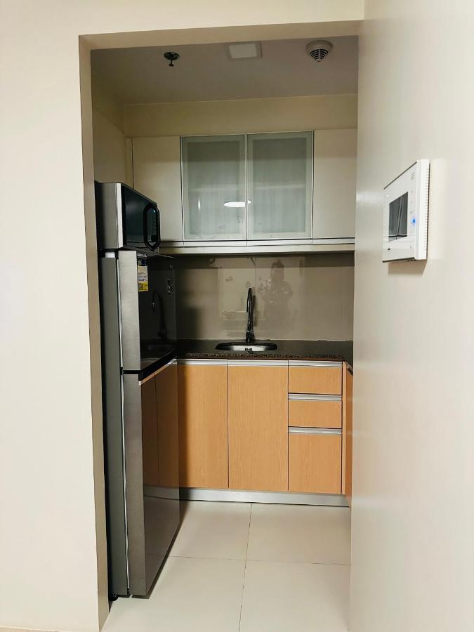 81 Newport Condominium Cluster 5 3A By Rechelle Nunag パサイ エクステリア 写真