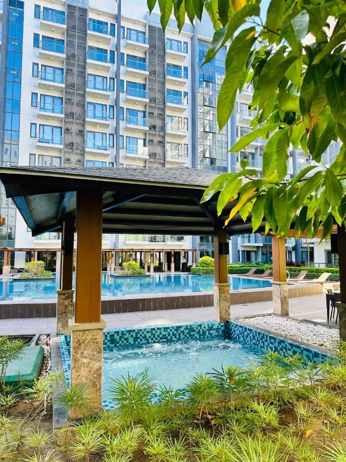 81 Newport Condominium Cluster 5 3A By Rechelle Nunag パサイ エクステリア 写真